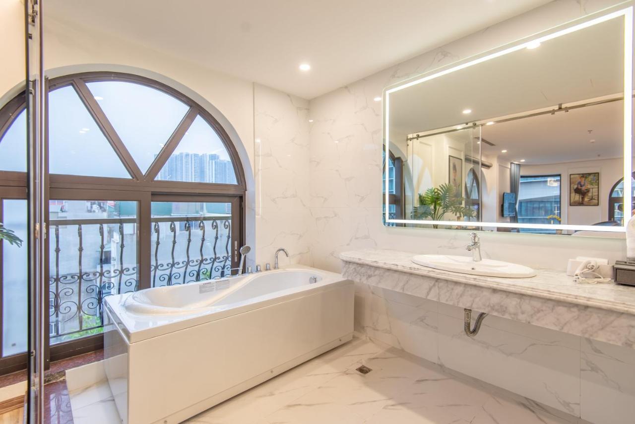Reyna Luxury Hotel & Spa Hanoi Exterior photo